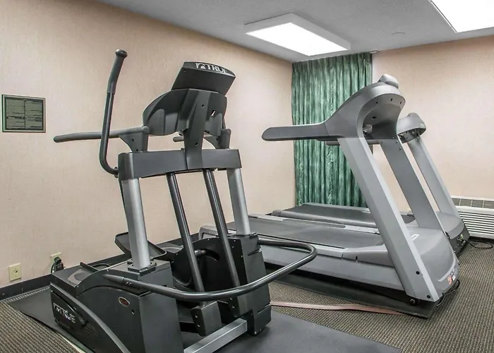 Quality Inn Schaumburg - Chicago Near The Mall