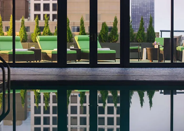 The Royal Sonesta Chicago River North